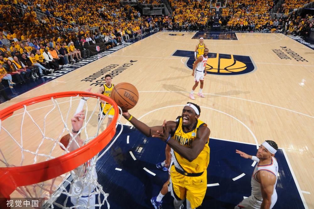 比赛场面上 比赛场面上