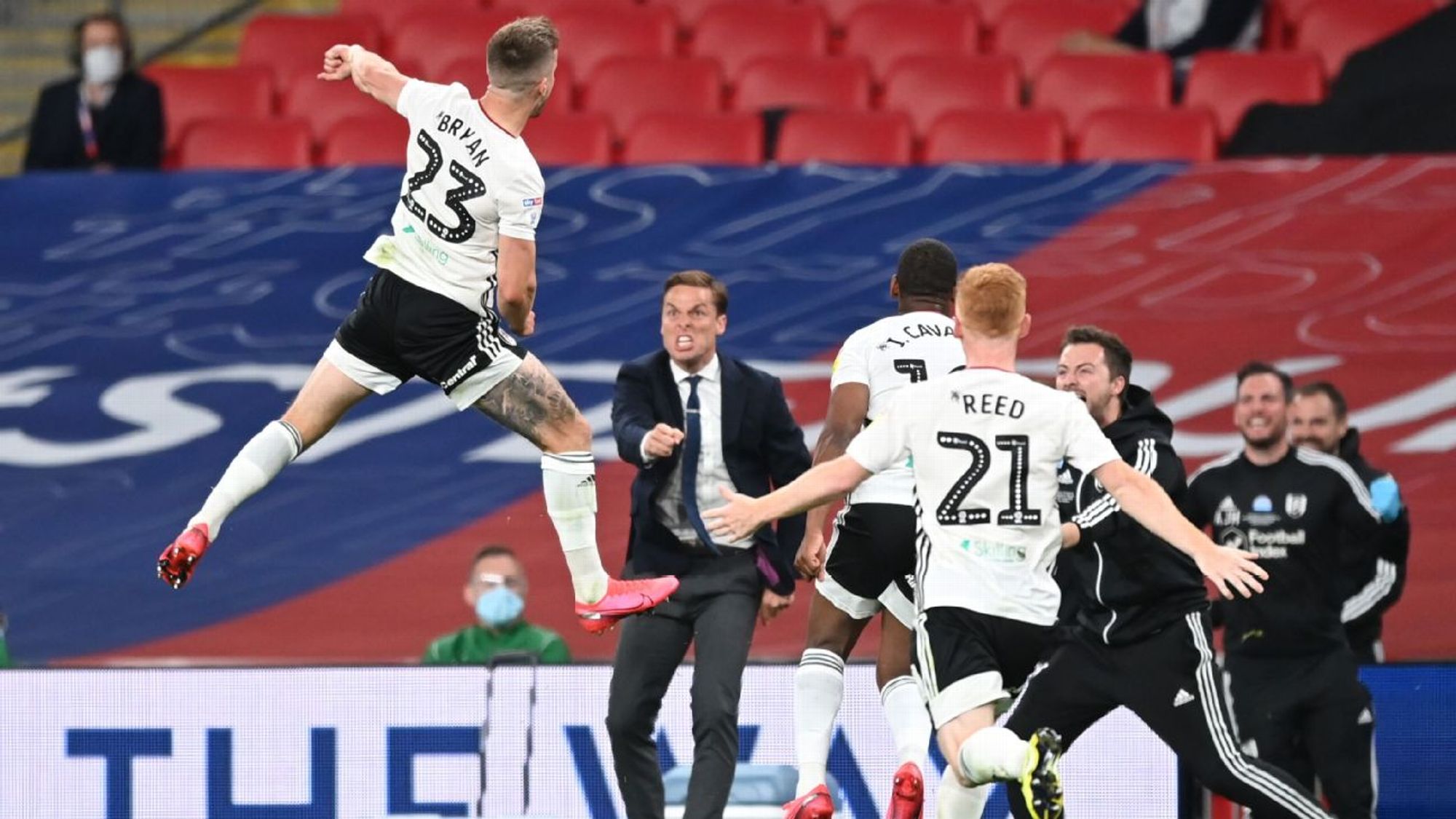 中场缺席的 中场缺席的