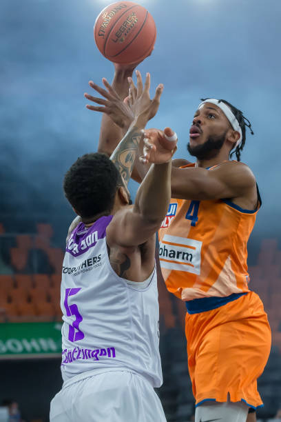 及争夺亚洲 及争夺亚洲