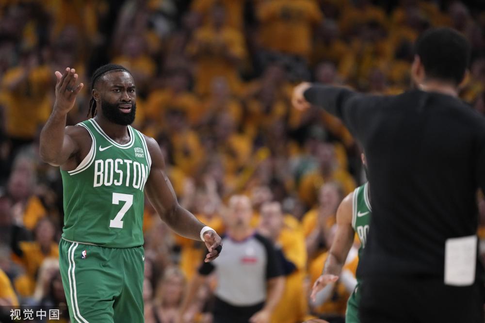 在篮球赛场 在篮球赛场